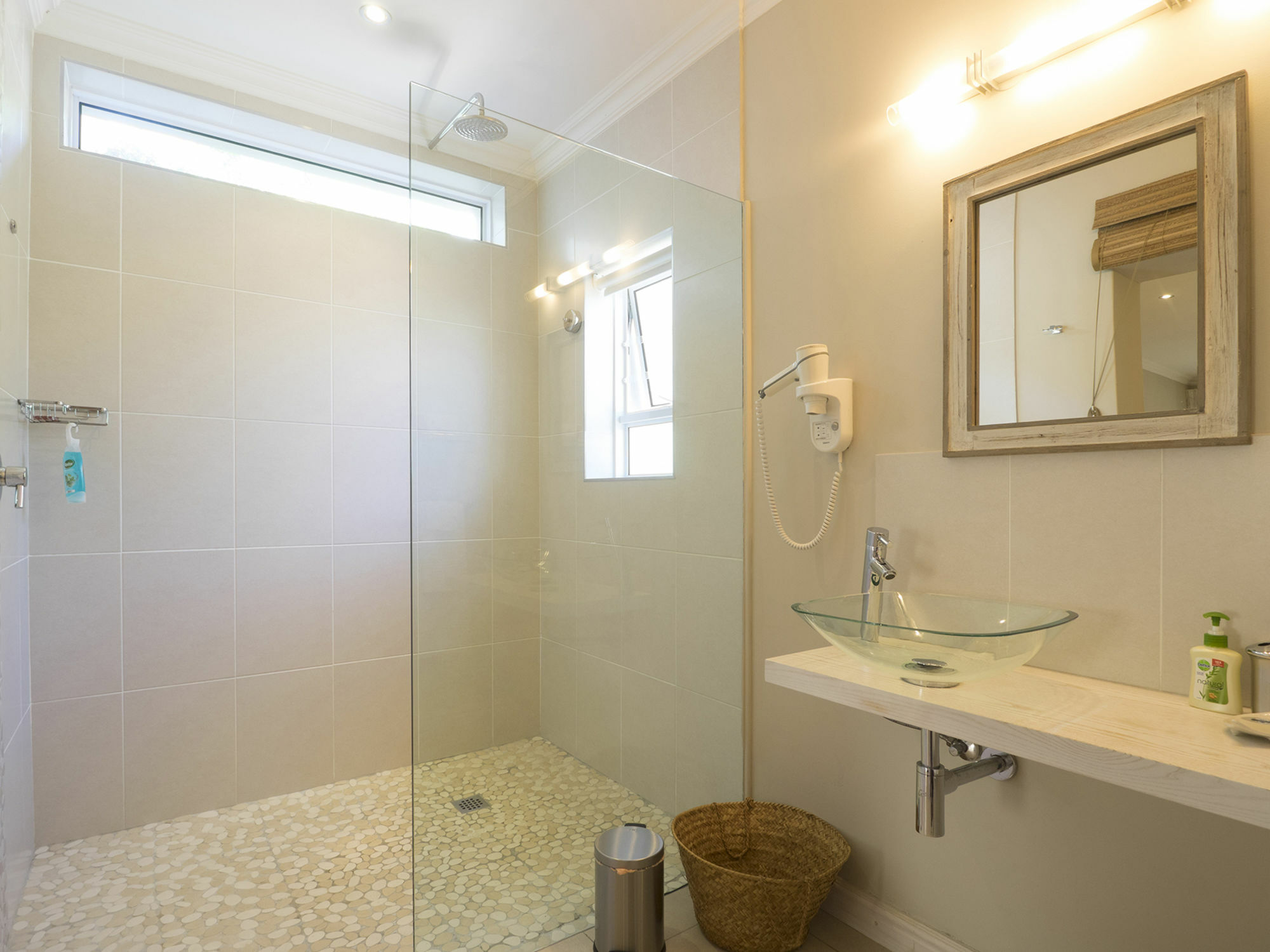 Bahari Beach House Plettenberg Bay Eksteriør bilde